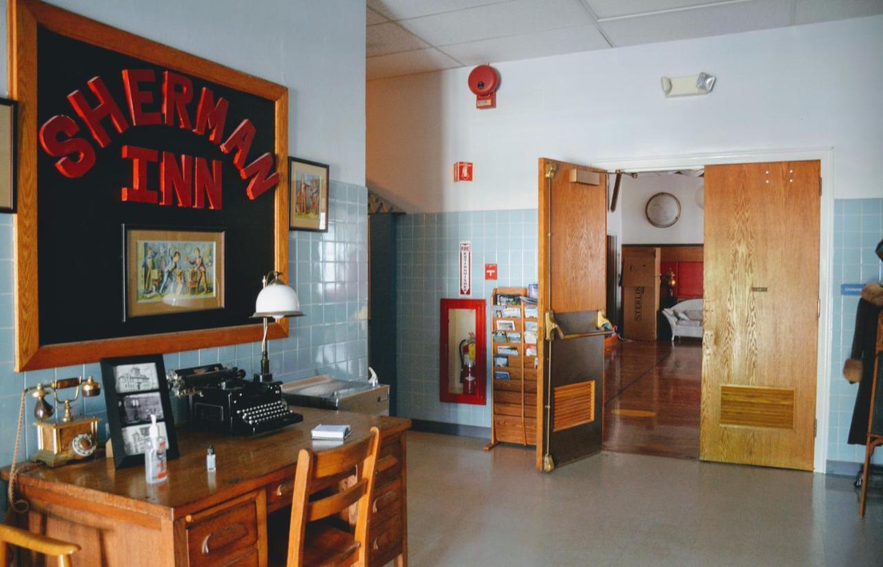 Sherman Inn Ogdensburg Buitenkant foto